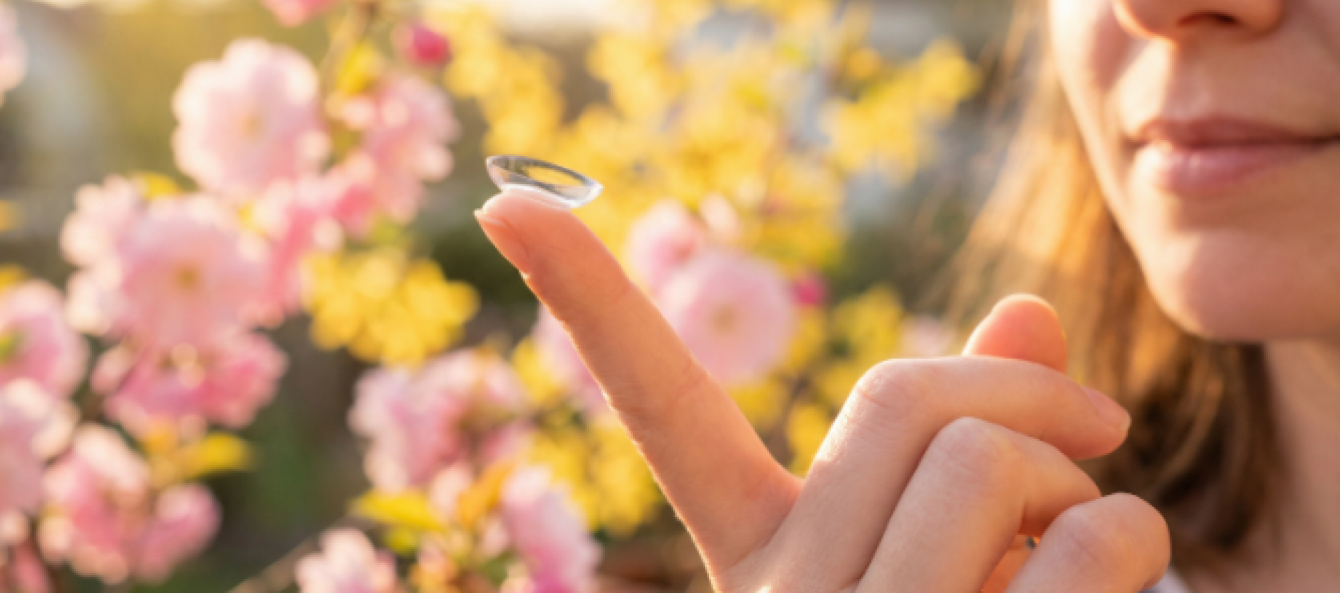 Heuschnupfen-Saison: Was Allergiker &uuml;ber Kontaktlinsen wissen sollten